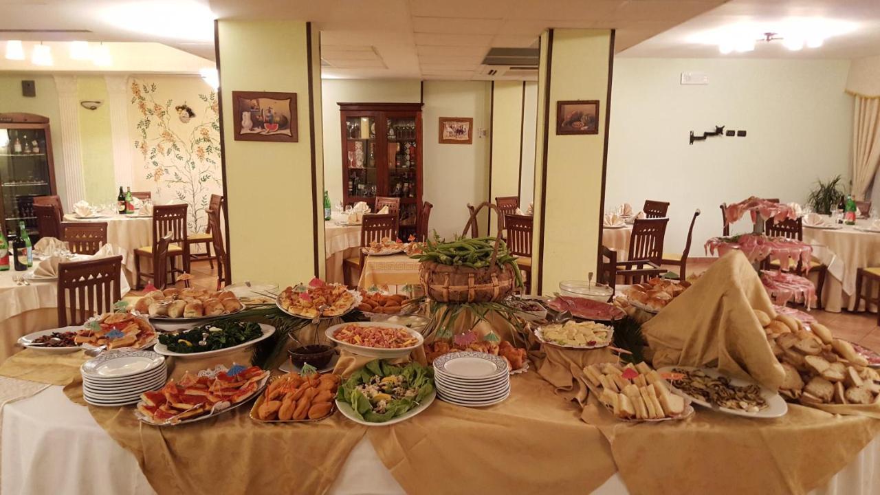 Venus Park Hotel Кастель-Вольтурно Екстер'єр фото