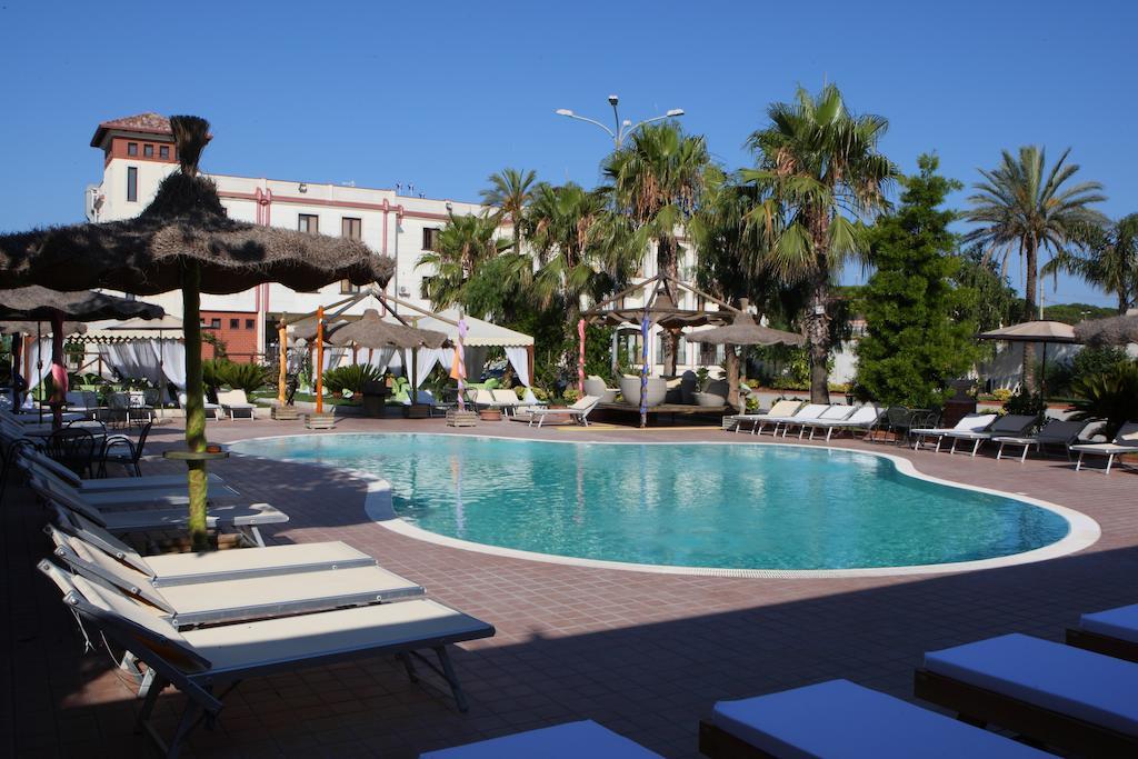 Venus Park Hotel Кастель-Вольтурно Екстер'єр фото