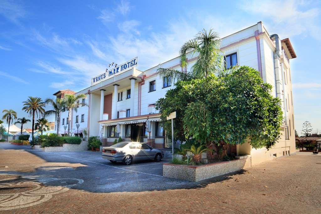 Venus Park Hotel Кастель-Вольтурно Екстер'єр фото